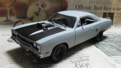 GMP1/18 1970 Plymouth Road Runner Pork Chop≠EXOTO Primergray Limited 1000 Mint