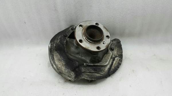 BMW 1er F21 F20 Radlagergehäuse Achsschenkel Vorne Links 6792285 Front Left Hub