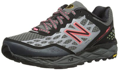 Женские кроссовки New Balance WT1210 Trail, черный/серебристый/красный, 6 B(M) США