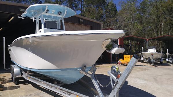 2018 Sea Pro 259 Center Console