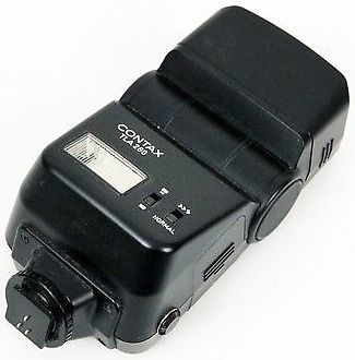 【コレクター・動作品】CONTAX TLA140 フラッシュ（ポーチ・電池付き) コレクター・動作品】CONTAX TLA140 フラッシュ（ポーチ・電池