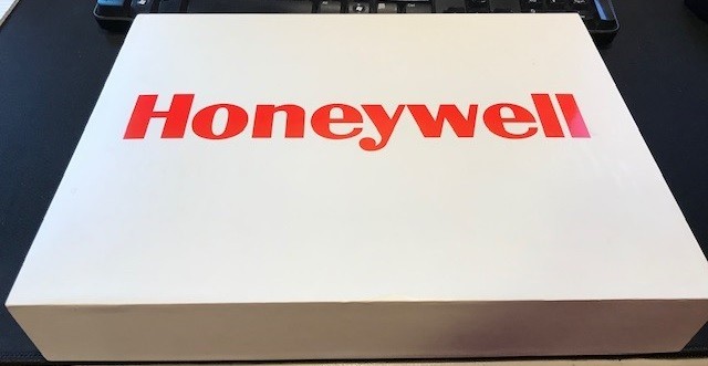 Honeywell Captuvo SL42 Enterprise Sled for Apple iPhone 6 plus SL42-065301-K