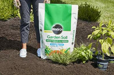 Miracle-Gro Garden Soil Vegetables and Herbs 1.5 cu ft