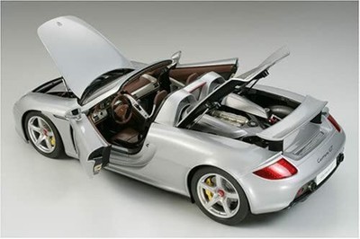 Tamiya 1/12 Collector''s Club Porsche Carrera GT Semi-Assembly Model 23206　ta-212