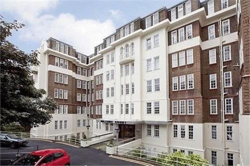 **under offer **Well located 0ne bedroom flat on Finchley ...