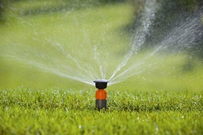 Sprinklersystem Turbinen Versenkregner Bewässerungssystem kleinere Rasenflächen