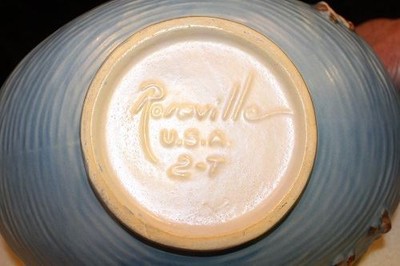 ROSEVILLE BUSHBERRY BLUE TEA POT AND CREAMER & SUGAR. 2-7, 2-C & 2-S