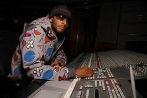 Get it on the floor swizz beatz. Swizz beatz drum kit. kanye west studio mpc.