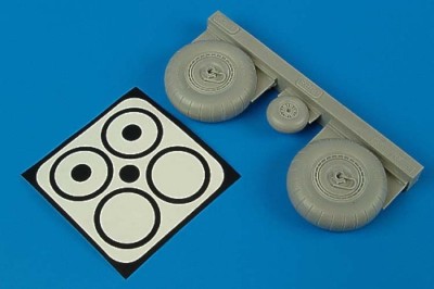 Aires 1/32 Junkers Ju88 A-1 wheels and mask for Revell 2086