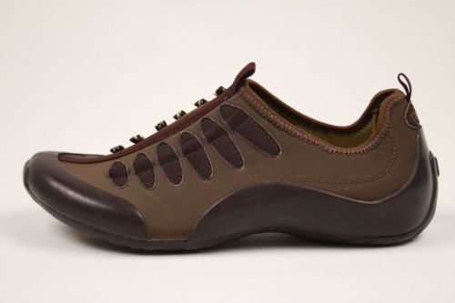 Tacón bajo y Oxfords Tsubo para Mujeres