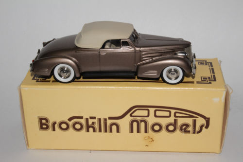 BROOKLIN MODEL BRK 40 1948 CADILLAC FAST BACK COUPE In Black/red