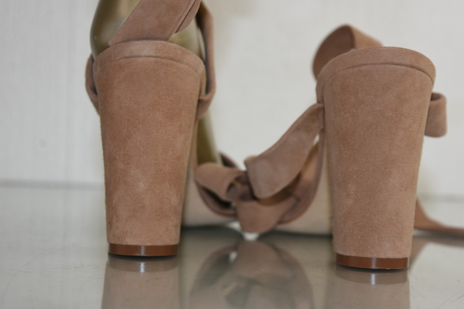 Pre-owned Manolo Blahnik $745  Tondalawrap 90 Sandals Suede Taupe Block Heel Shoes 40.5 In Beige