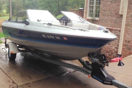 1989 Bayliner Capri 17.5'