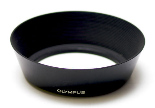 美品 OLYMPUS 12mm f2.0 LH-48 New Olympus M.Zuiko 12mm f/2.0 Lens Silver + LH-48 Metal Lens Hood