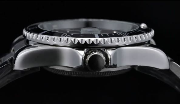 Pre-owned Tech Brand Mariner Self Winding Oyster Style Bracelet Professional Watch