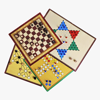 Family Board & Traditional Games