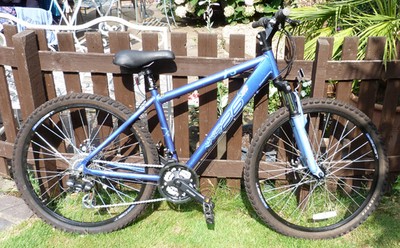 APOLLO XC 26 SE MOUNTAIN BIKE - GREAT CONDITION - RECENTLY SERVICED BY HALFORDS