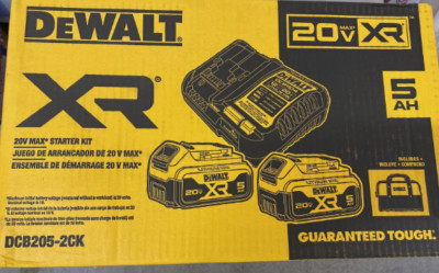DeWalt DCB205-2CK 20V MAX Li-Ion Battery 2-Pack 5.0 Ah Starter Kit W Bag NEW