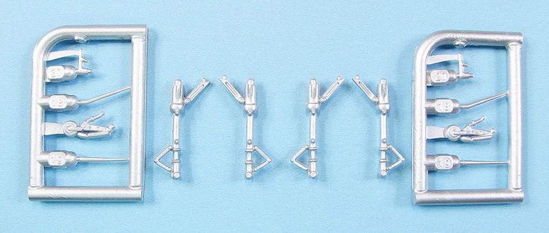 1/72 F6f-3/5 Hellcat Landing Gear, Pitot, Antenna (2 Sets) For Hasegawa Kit