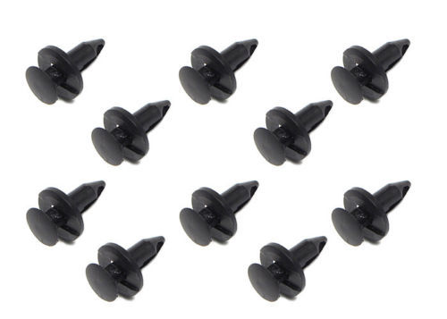 Молдинги и отделка для кузова автомобилей и грузовиков Land Rover