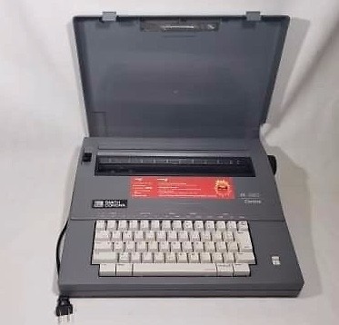 Vintage Electronic Typewriter Smith Corona SL480 with Case Tested Works Great
