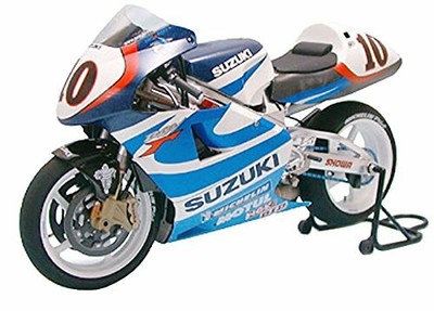 Tamiya 1/12 Motorcycle Series No.81 Suzuki RGV-γ XR89 Model Car 14081