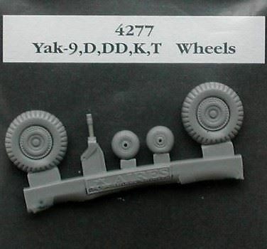 AIRES HOBBY 1/48 YAK9 D/DD/K/T WHEELS D 4277