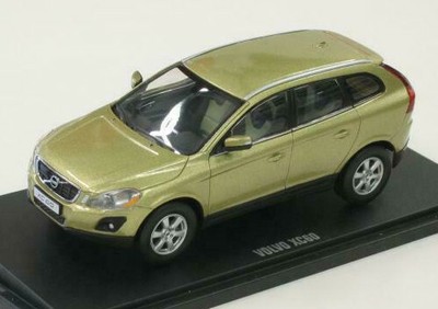 wonderful MOTORART-PR-modelcar VOLVO XC60 2009 limegrassgreen metallic 1/43