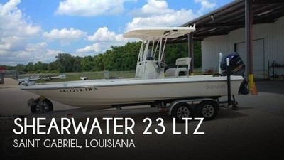 2010 Shearwater 23 LTZ Used