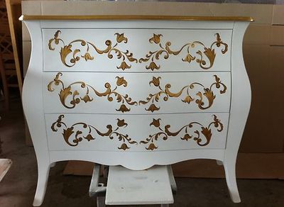 COMO' + 2 COMODINI  LACCATO BIANCO  DECORATO A MANO DIPINTO CAMERA LETTO