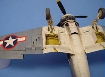 AIRES HOBBY MODELS 4073 F4U CORSAIR WHEEL BAY 1/48 RESIN KIT
