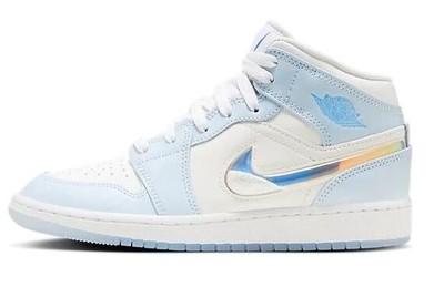Модель Big Kids Air Jordan 1 Mid SE синего оттенка/Ice Blue (FQ9117 400) - 6,5