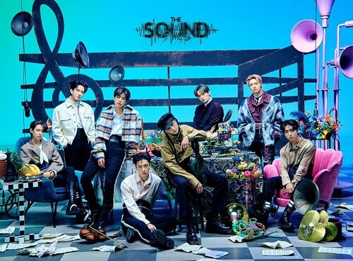 Sound-Version B-Incl. Special Zine, 32pg Photobook + 2 Photocards