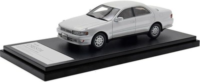 1/43 Toyota Cresta 2.5 Super Lucent G (1994) Warm Gray Pearl Mica