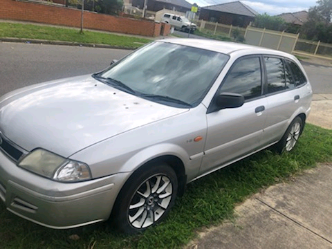 Ford laser 2001