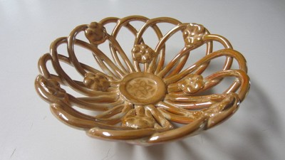 Vintage Art Pottery Peach Lustre Finish Bowl w/ Applied Flowers 5 3/4 in. Across