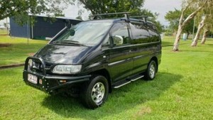 Mitsubishi delica 2006