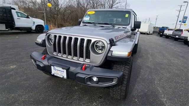 2020 Jeep Gladiator Rubicon 37173 Miles Billet Silver Metallic Clearcoat 4D Crew