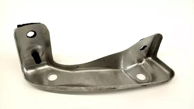 2005-2009 Subaru Legacy Outback OEM Right Rear Bumper Corner Bracket 57707AG38A