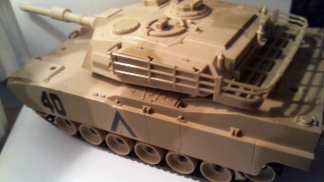 VINTAGE RADIO SHACK RADIO CONTROL RC DESERT STORM SENTINEL BATTLE TANK UNTESTED