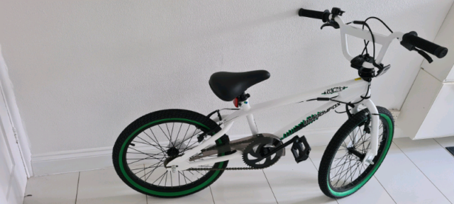Muddyfox tailwhip bmx best sale