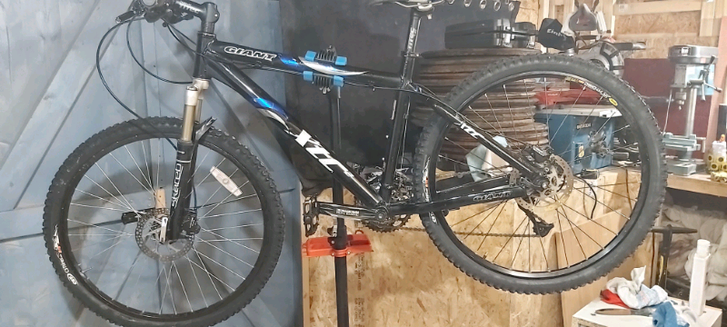 giant xtc 2 mountain bike