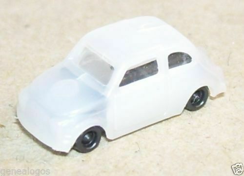 Véhicules miniatures noirs Fiat