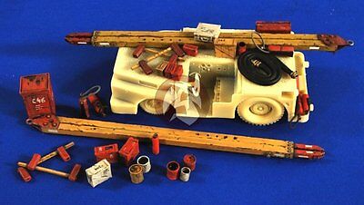 Verlinden 1/32 US Navy Carrier Deck Accessories Set Tractor not included 2702