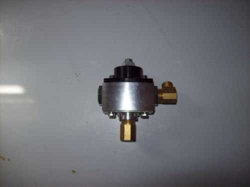 POMPA ELETTRICA CARBURANTE Gasolio Fuel Pump Motore Per New Holland