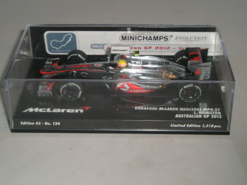 1:18 MINICHAMPS Mclaren F1 Mcl36 #4 Singapore Gp 2022 Lando 1:18 MINICHAMPS Mclaren F1 Mcl36 #4 Singapore Gp 2022 Lando