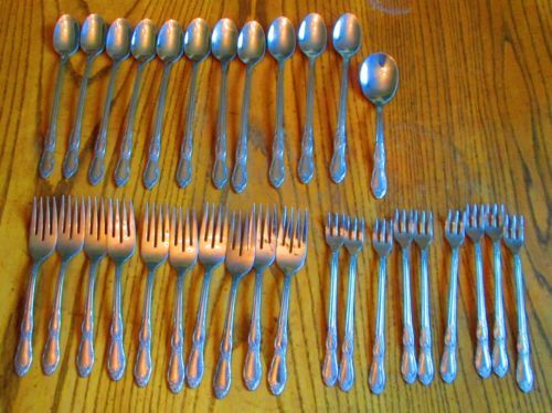 Vintage 1847 Rogers Bros. Heritage 3 Piece Set 9401 9403