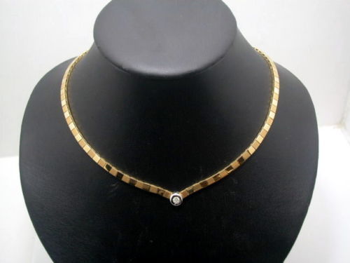Anhänger und Halsketten aus Gelbgold mit echten Diamanten
