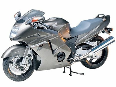 Tamiya 14070 Honda CBR 1100XX 1/12