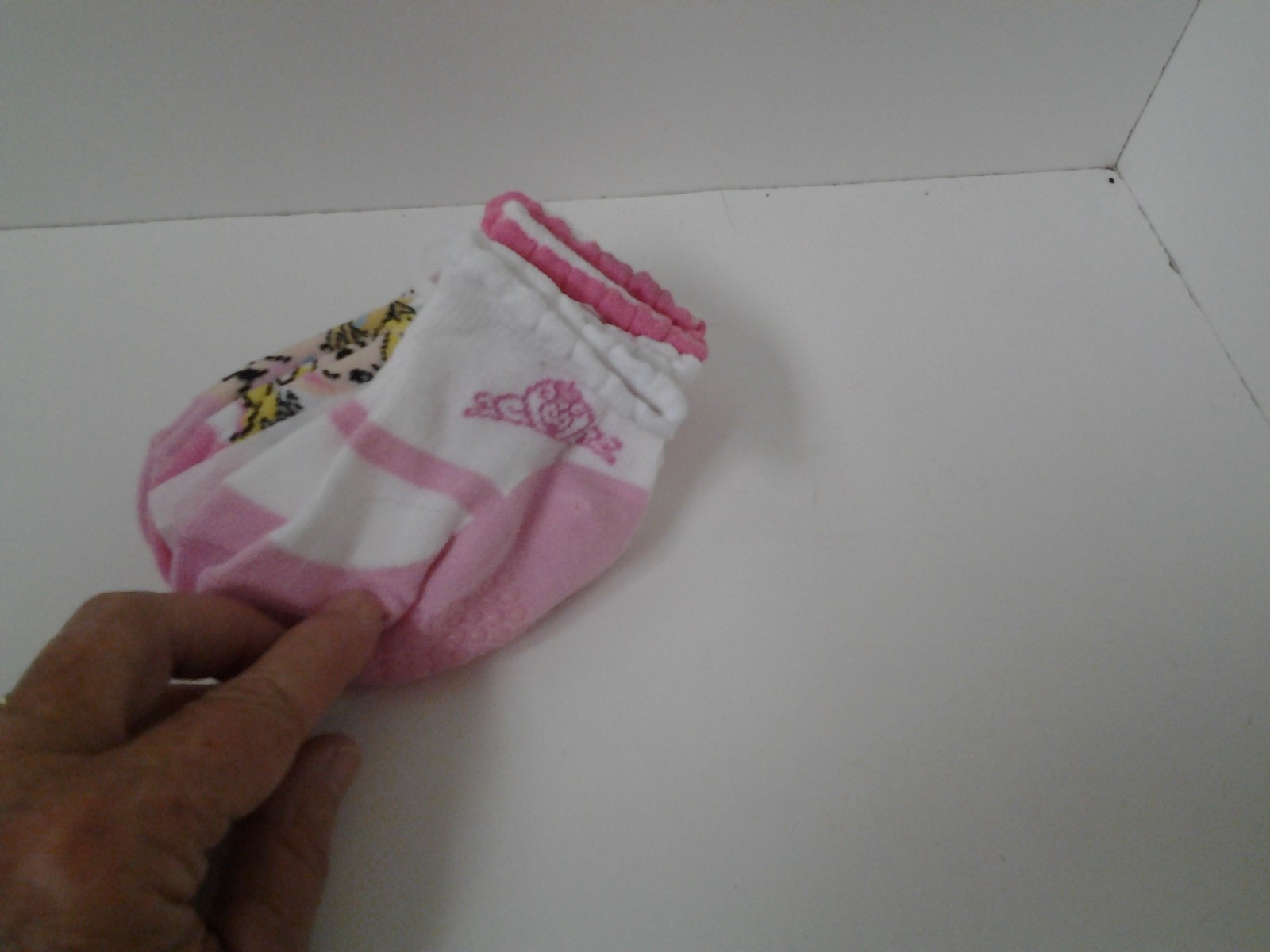 Disney Baby 3 Pair Safety Toes with Lining Socks 12 to 18 Months Non Skid Dots